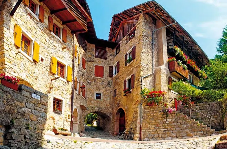 Canale di Tenno, Tenno
